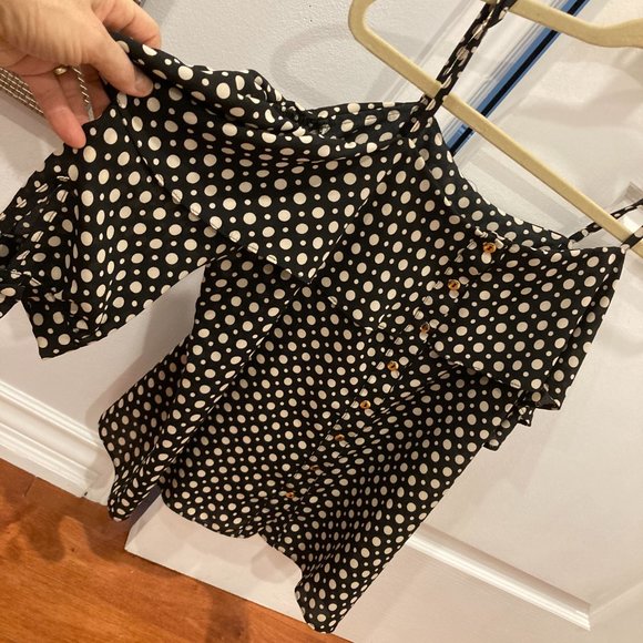 Made in Brazil. Polka dot black and ivory color.  Size 8 - Picture 9 of 10